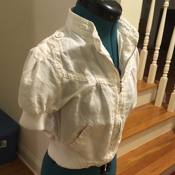 Cute White Forever 21 Zip Top - Picture 4 of 6